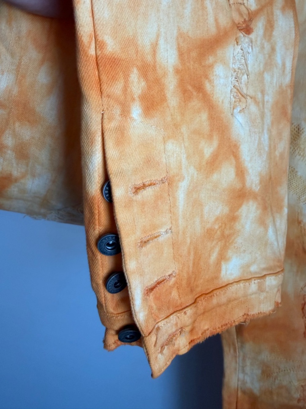 Valabasas Yellow Orange Tie Dye Skinny Jeans Distressed Button Hem Size 38 NWOT - Picture 7 of 10